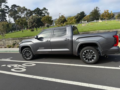 Used 2023 Toyota Tundra Limited RWD image 5