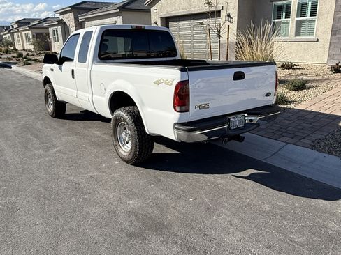 Used 2002 Ford F250 4x4 SuperCab Super Duty image 2