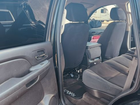 Used 2009 Chevrolet Tahoe LS image 6
