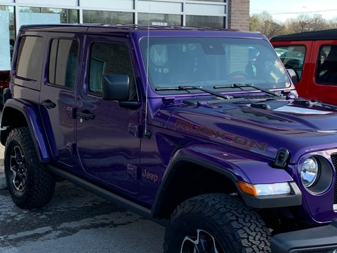 Used 2023 Jeep Wrangler Unlimited Rubicon w/ Safety Group AWD/4WD image 4