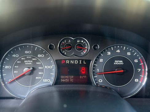 Used 2007 Pontiac Torrent AWD image 10