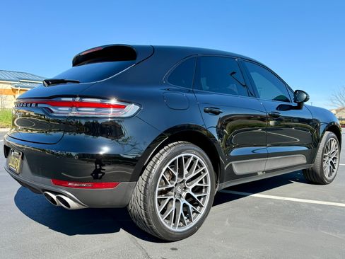 Used 2021 Porsche Macan S image 10