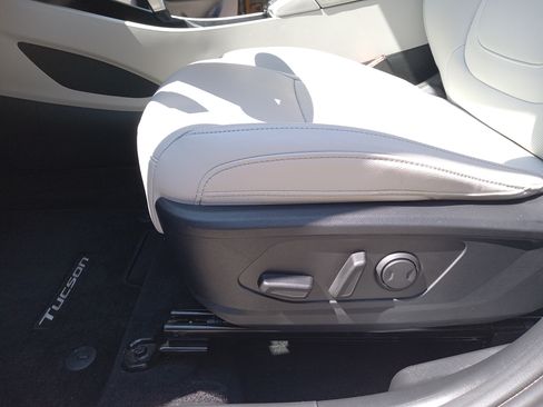 Used 2024 Hyundai Tucson SEL w/ Convenience Package image 17