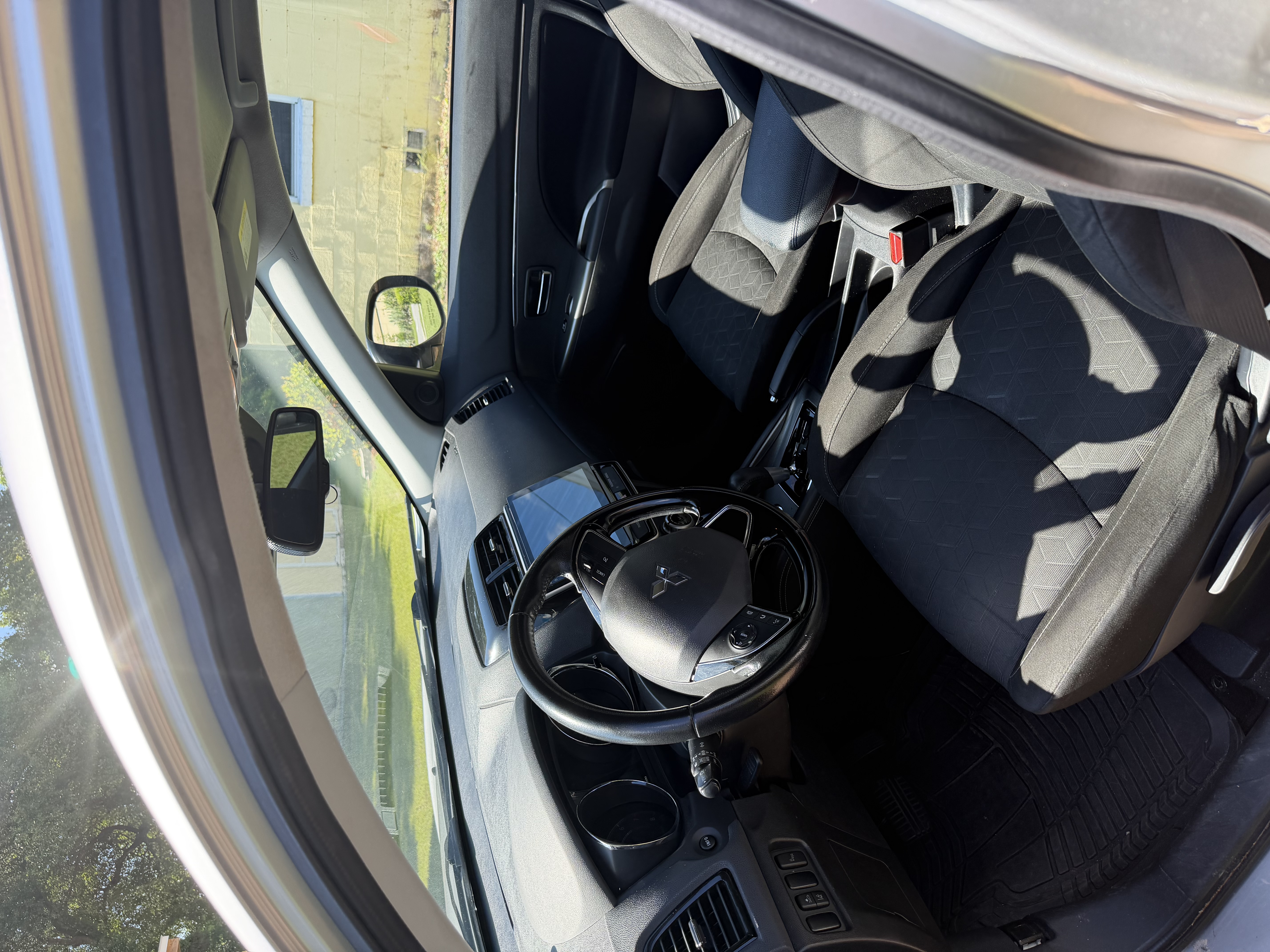 Used 2020 Mitsubishi Outlander Sport SE AWD/4WD image 11