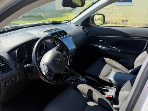 Used 2020 Mitsubishi Outlander Sport SE AWD/4WD image 11