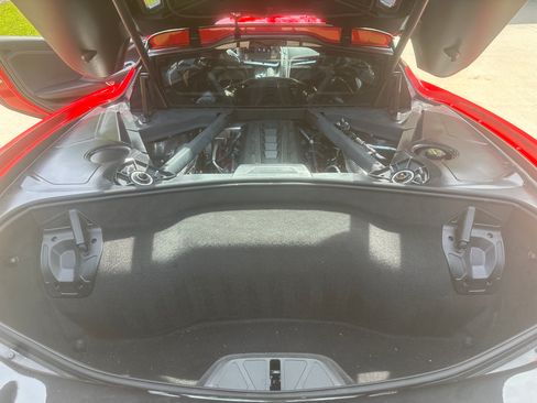 Used 2025 Chevrolet Corvette Stingray Coupe w/ 1LT image 19