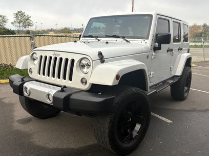 Used 2015 Jeep Wrangler Unlimited Sahara w/ Connectivity Group