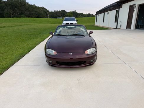 Used 2000 MAZDA MX-5 Miata RWD image 12