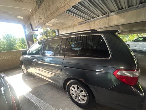 Used 2005 Honda Odyssey EX-L image 10