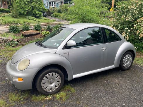 Used 2000 Volkswagen Beetle GLS FWD image 5