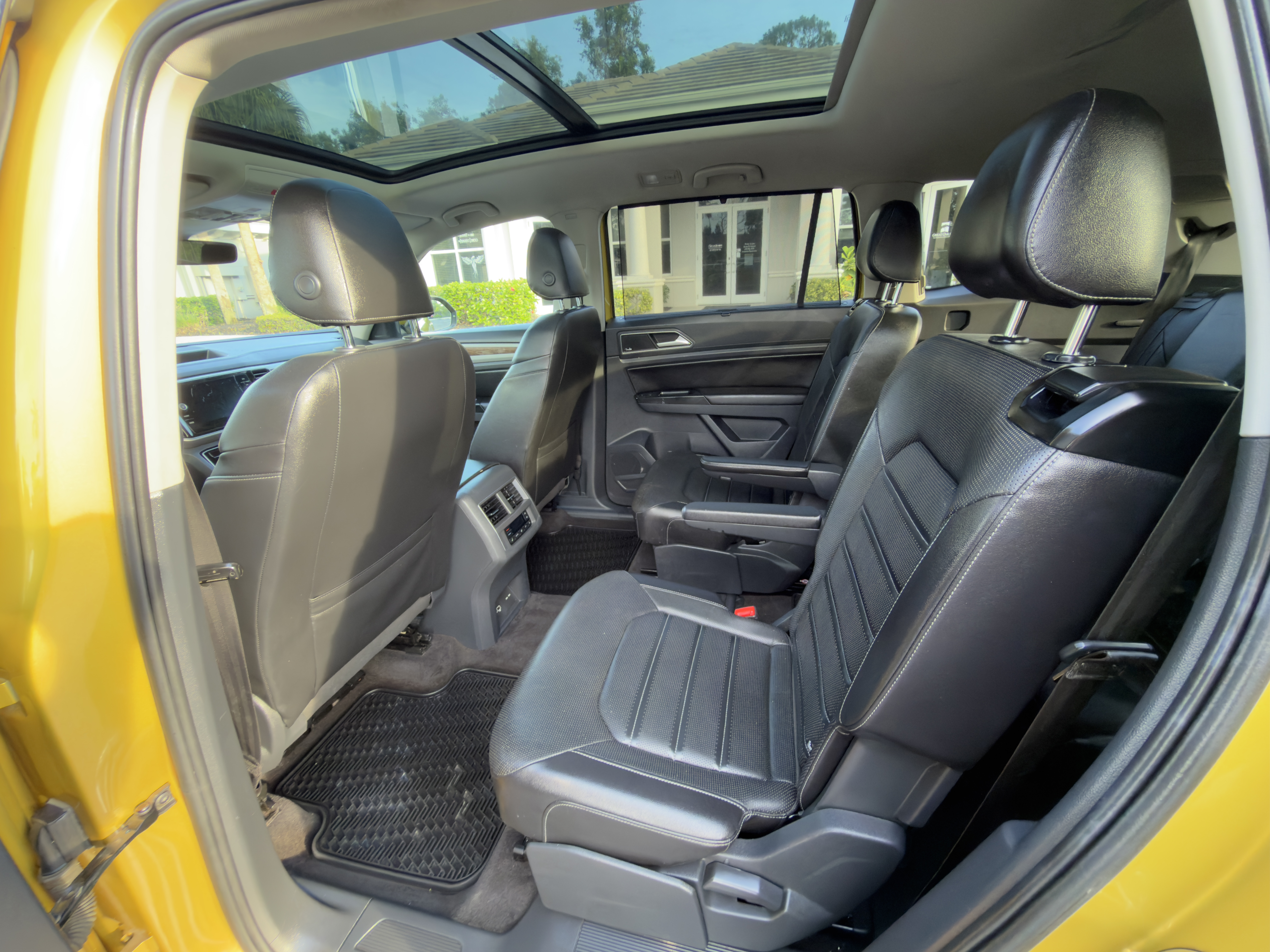 Used 2018 Volkswagen Atlas SEL Premium AWD/4WD image 13