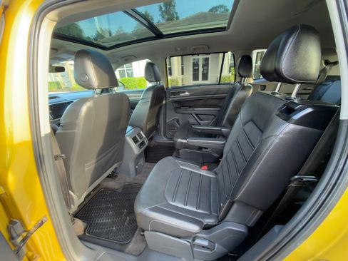 Used 2018 Volkswagen Atlas SEL Premium AWD/4WD image 13