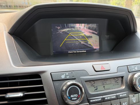 Used 2014 Honda Odyssey EX-L image 11