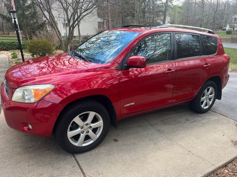 Used 2007 Toyota RAV4 Limited image 1