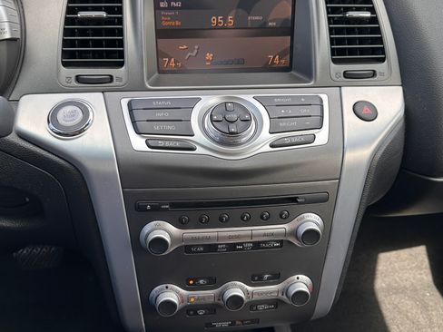 Used 2012 Nissan Murano LE FWD image 9