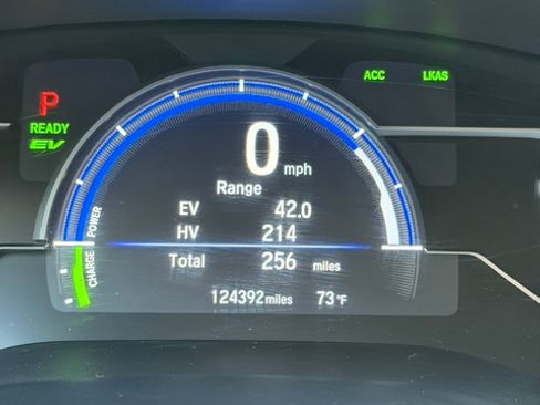 Used 2018 Honda Clarity Plug-In Hybrid image 9
