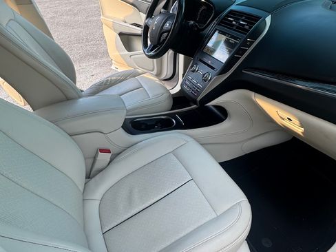 Used 2018 Lincoln MKC Black Label w/ Lincoln MKC Climate Package AWD/4WD image 17