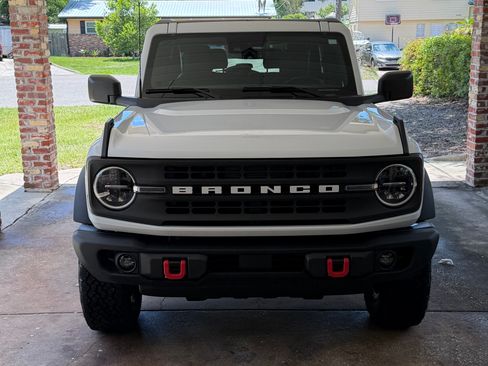 Used 2024 Ford Bronco Black Diamond AWD/4WD image 1