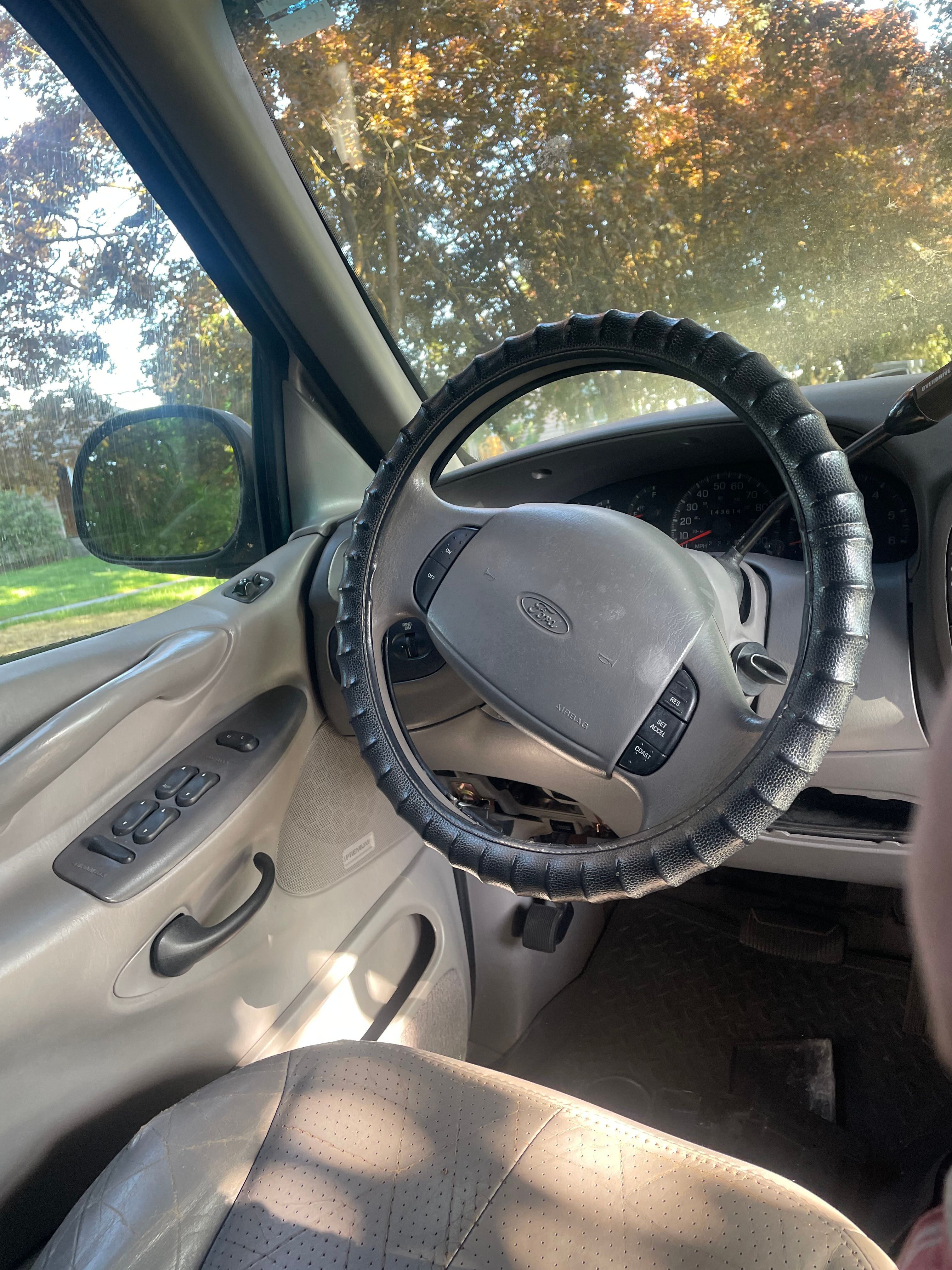 Used 1997 Ford Expedition 4WD image 15