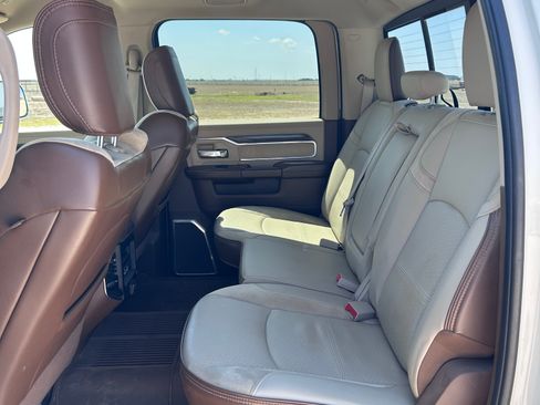 Used 2021 RAM 3500 Laramie AWD/4WD image 15