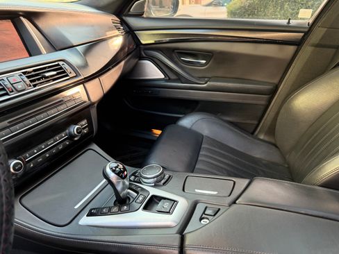 Used 2015 BMW M5 image 9