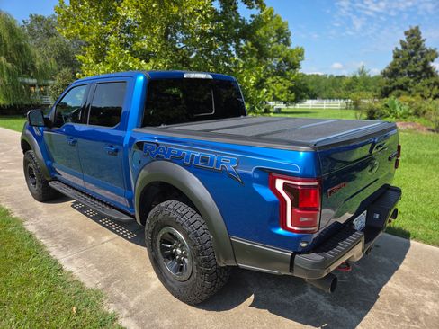 Used 2017 Ford F150 Raptor w/ Equipment Group 802A Luxury AWD/4WD image 6