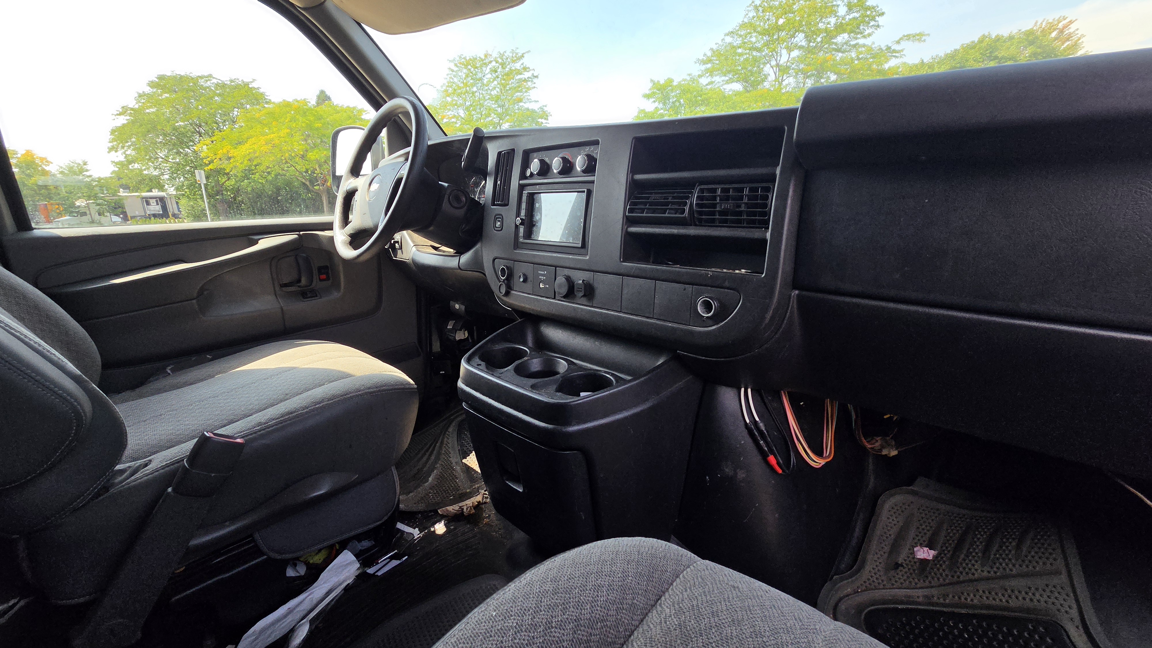 Used 2012 Chevrolet Express 2500 w/ Power Package RWD image 14