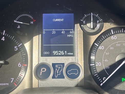 Used 2018 Lexus GX 460 Premium image 4