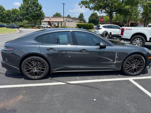 Used 2023 Porsche Panamera Platinum Edition RWD image 10