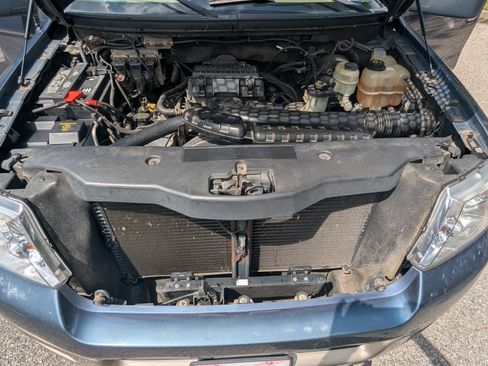 Used 2005 Ford F150 Lariat AWD/4WD image 6