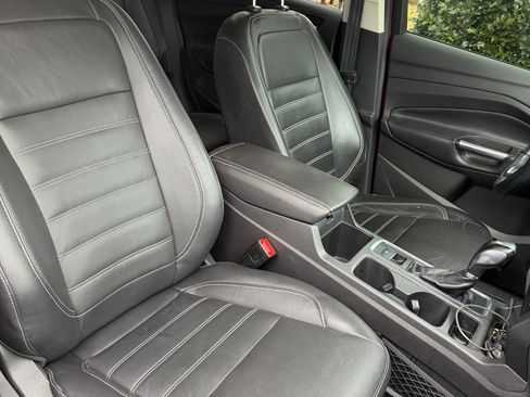 Used 2018 Ford Escape SEL w/ Ford Safe & Smart Package image 16