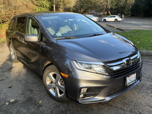 Used 2018 Honda Odyssey EX-L image 1