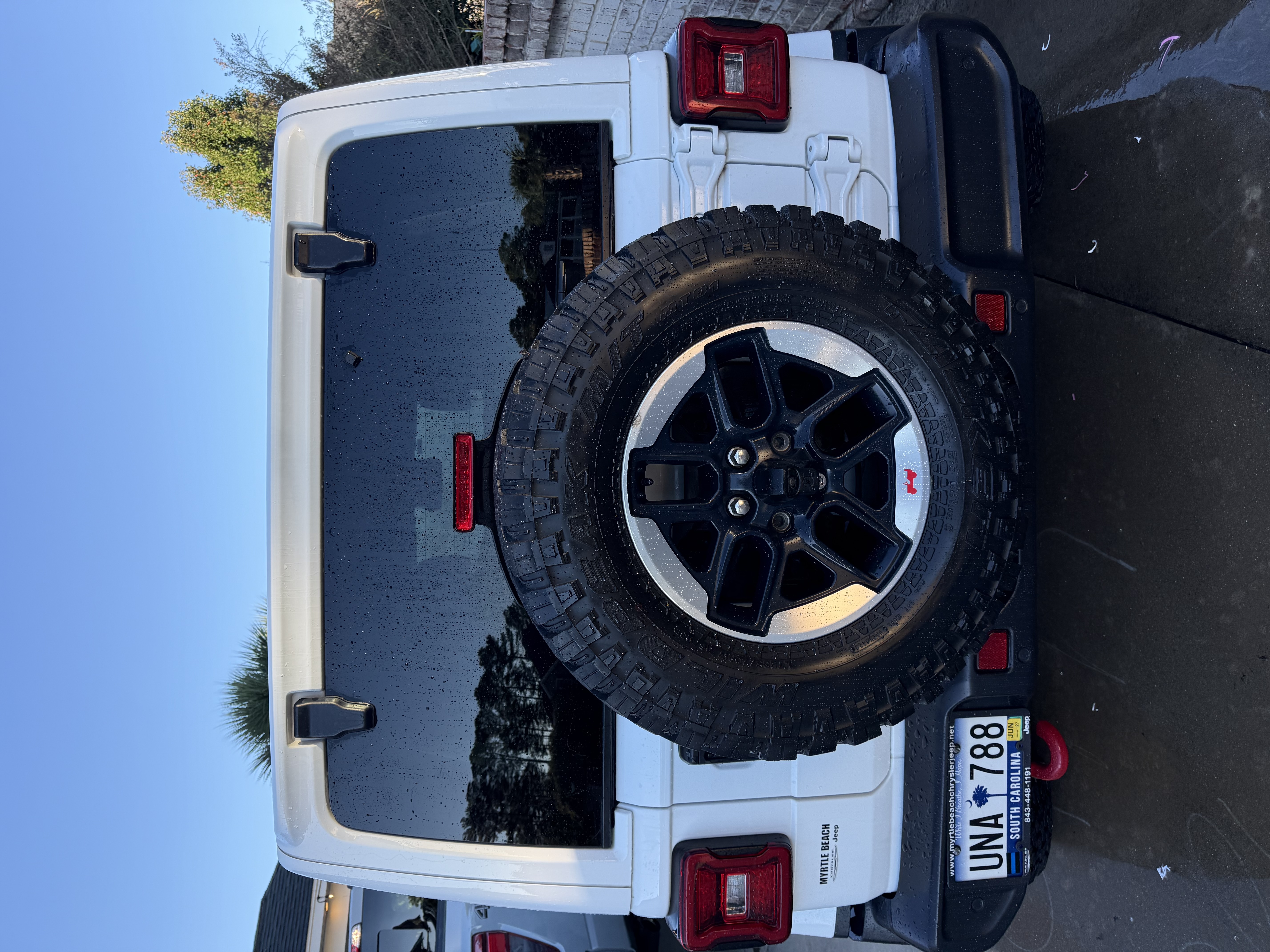 Used 2021 Jeep Wrangler Unlimited Rubicon AWD/4WD image 4