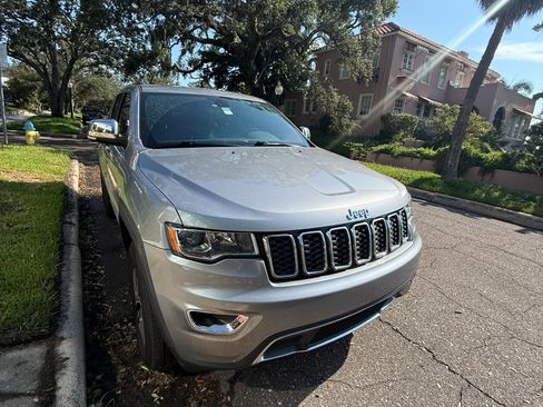 Used 2021 Jeep Grand Cherokee Limited w/ Luxury Group II AWD/4WD image 1