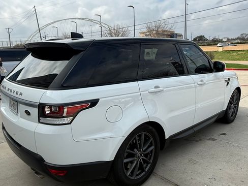 Used 2017 Land Rover Range Rover Sport SE image 5