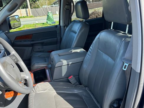 Used 2006 Dodge Ram 2500 Truck Laramie AWD/4WD image 9
