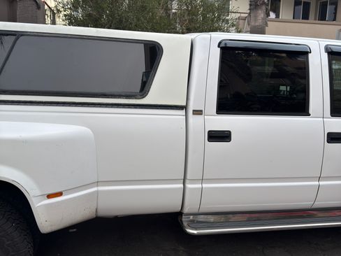 Used 1997 Chevrolet Silverado 3500 4x4 Crew Cab w/ Preferred Equipment Group 2 image 14
