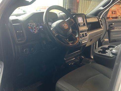 Used 2022 RAM 5500 Tradesman w/ Chrome Appearance Group image 6