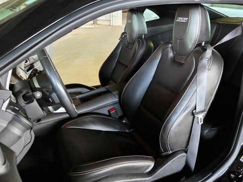 Used 2010 Chevrolet Camaro SS w/ LPO, Ground Effects Package RWD image 13