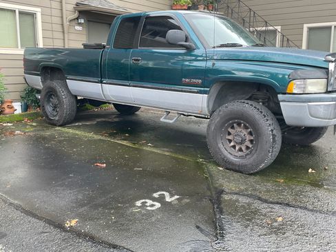Used 1999 Dodge Ram 2500 Truck 4x4 Quad Cab image 4