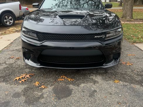 Used 2016 Dodge Charger SRT Hellcat w/ Harman/Kardon Audio Group image 4