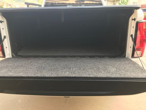 Used 2025 Chevrolet Colorado Trail Boss image 2