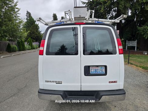Used 2016 GMC Savana 2500 RWD image 5