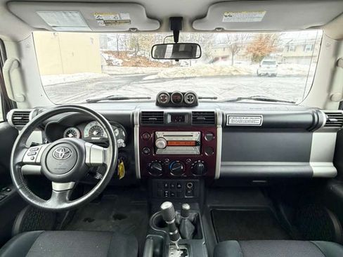 Used 2007 Toyota FJ Cruiser 4WD image 9