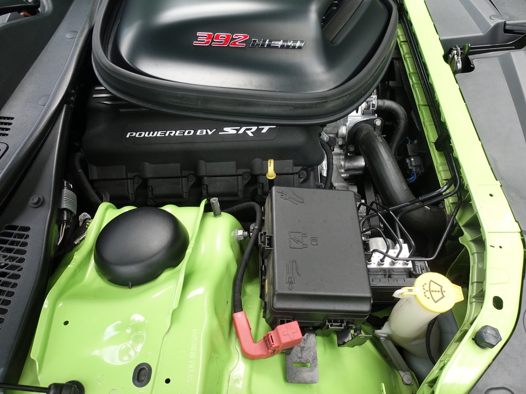 Used 2015 Dodge Challenger R/T Scat Pack RWD image 27