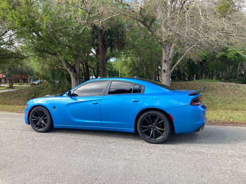 Used 2015 Dodge Charger R/T image 4