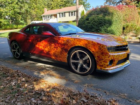 Used 2010 Chevrolet Camaro SS w/ LPO, Ground Effects Package image 22