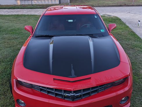 Used 2010 Chevrolet Camaro SS w/ Black Stripe Package image 6