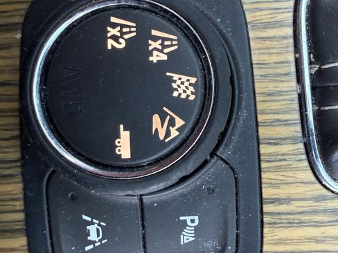 Used 2017 GMC Acadia Denali w/ Technology Package image 18