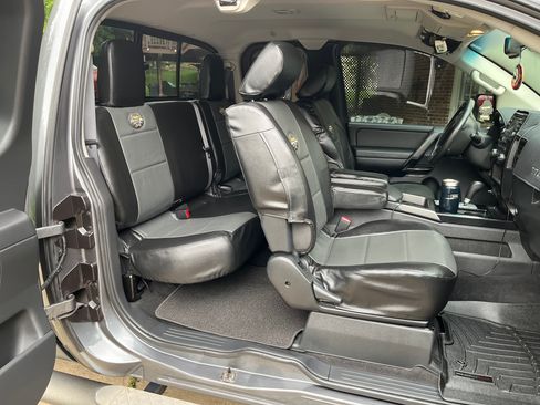 Used 2014 Nissan Titan SV w/ SV Value Truck Package AWD/4WD image 2